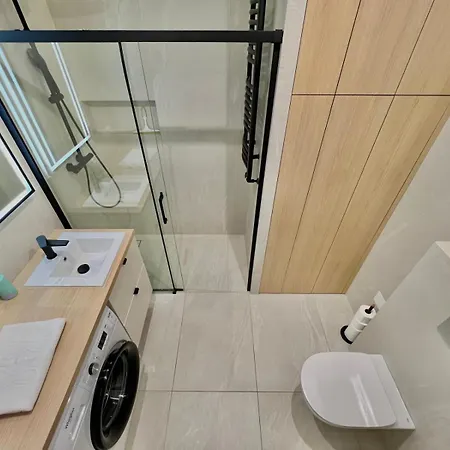 4summer Golden Hour Parking Apartment *